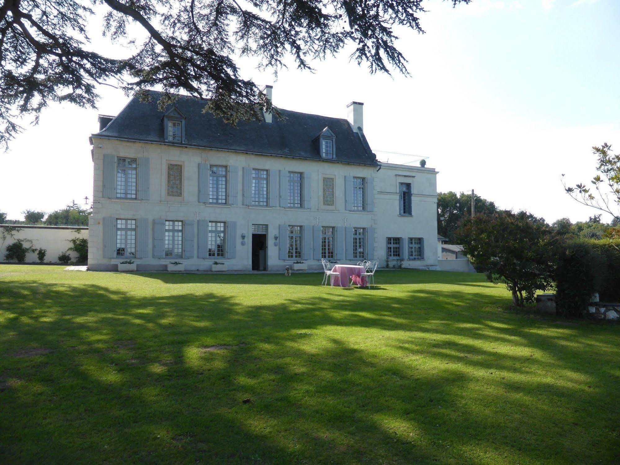 Manoir Plessis Bellevue & Spa Saumur Exterior photo